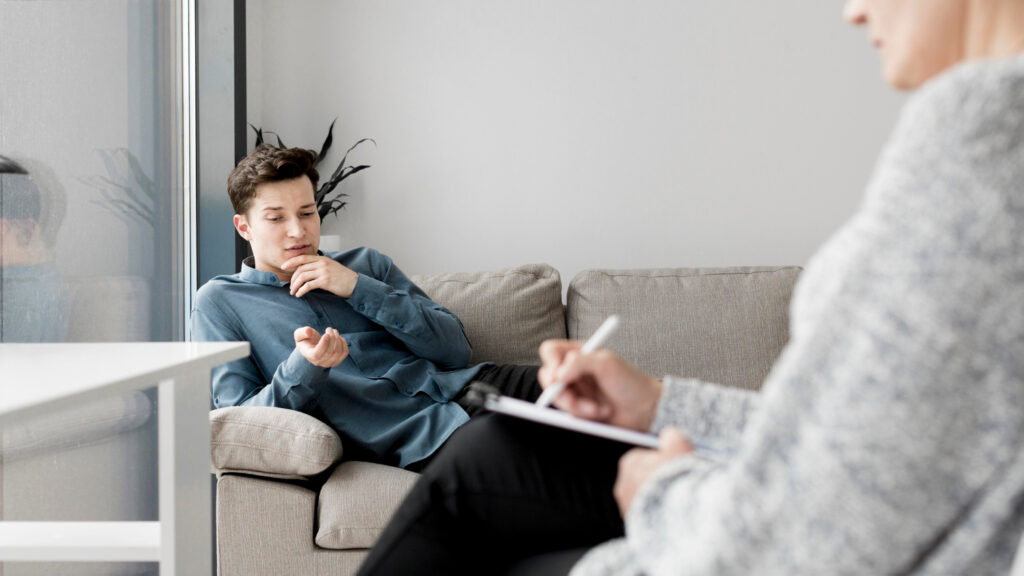 Adolescentes y autoestima: cómo fortalecerla desde la psicoterapia