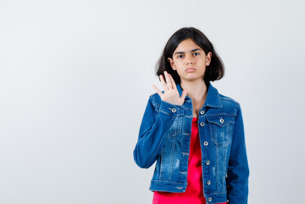 Psicoterapia para adolescentes que mienten, no asisten a clases o tienen conductas arriesgadas