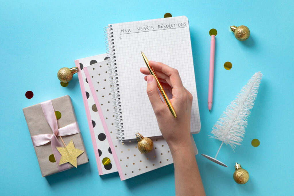 Psicoterapia individual para cerrar el año con claridad: cómo ordenar tus emociones y planear un 2026 más consciente